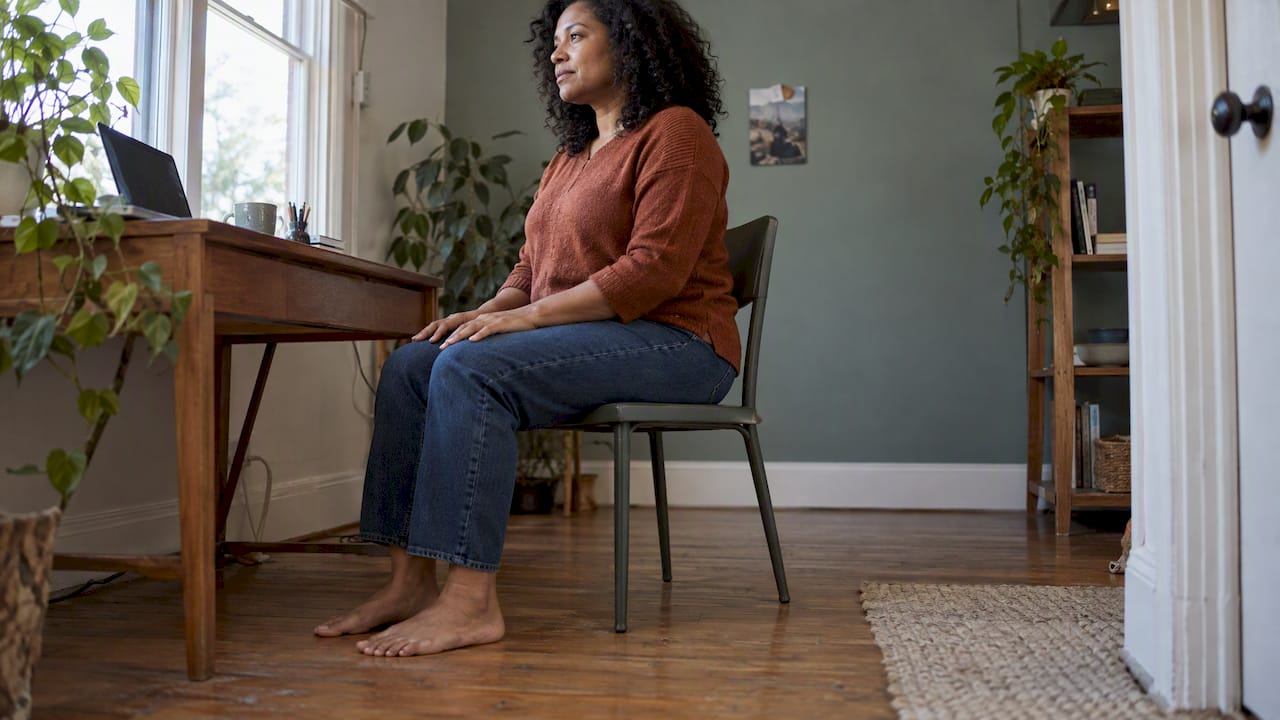 Somatic Grounding Techniques: 9 Practices for the Moment You Spiral